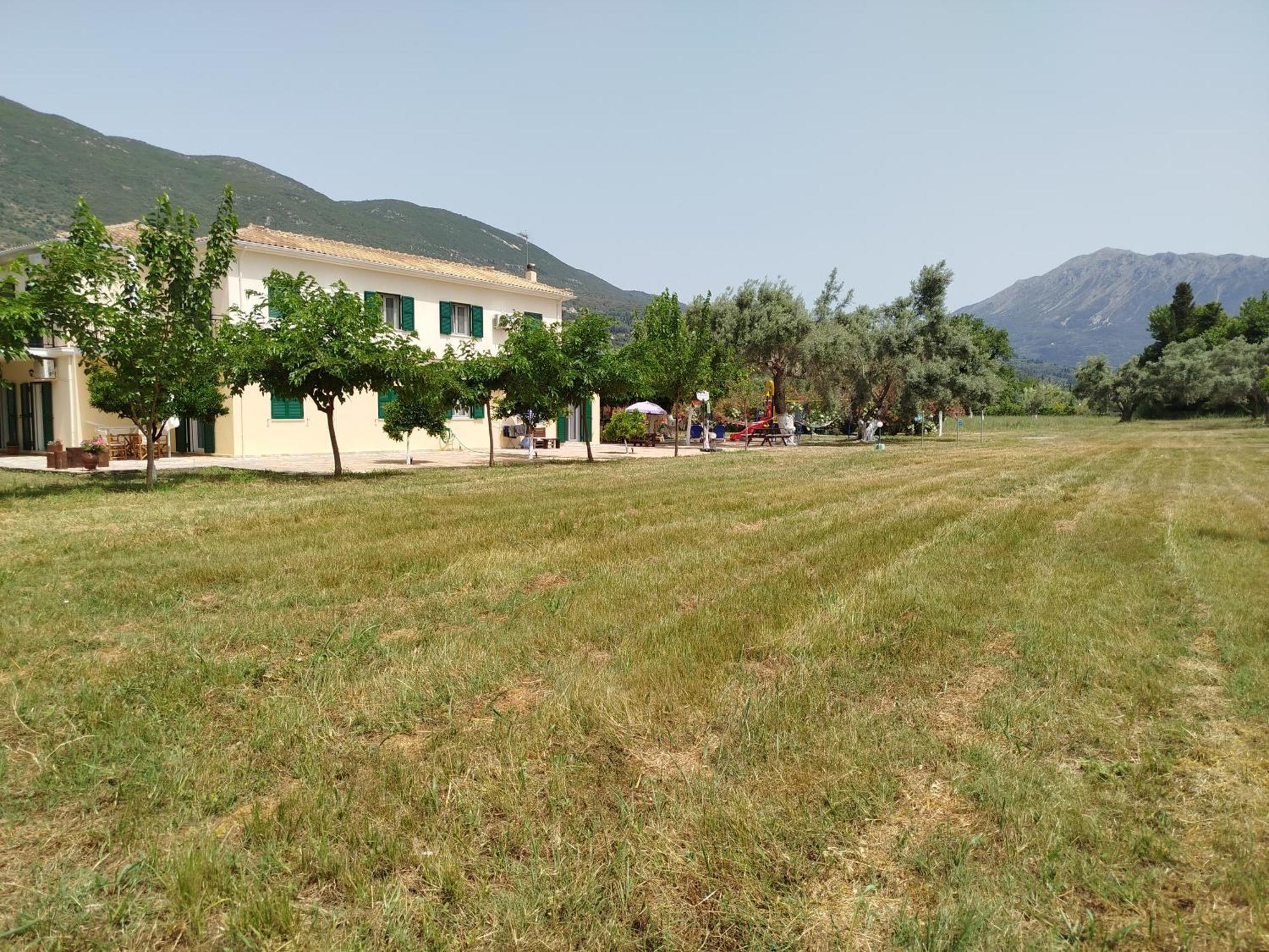 Riverside Αpartments Vasiliki Exterior foto